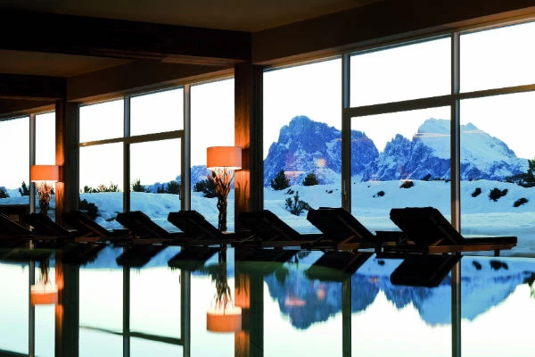  Το νέο πεντάστερο resort «Alpina Dolomites Gardena».