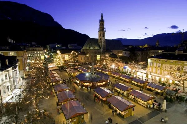 Επισκεφτείτε την πρωτεύουσα του νότιου Τιρόλου, το Bolzano.