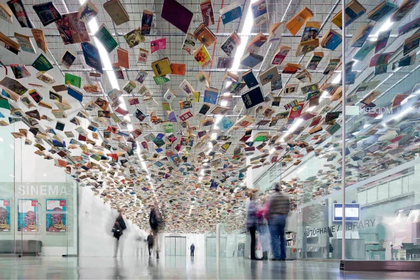To Μουσείο Μοντέρνας Τέχνης φιλοξενεί την 1η Design Biennale