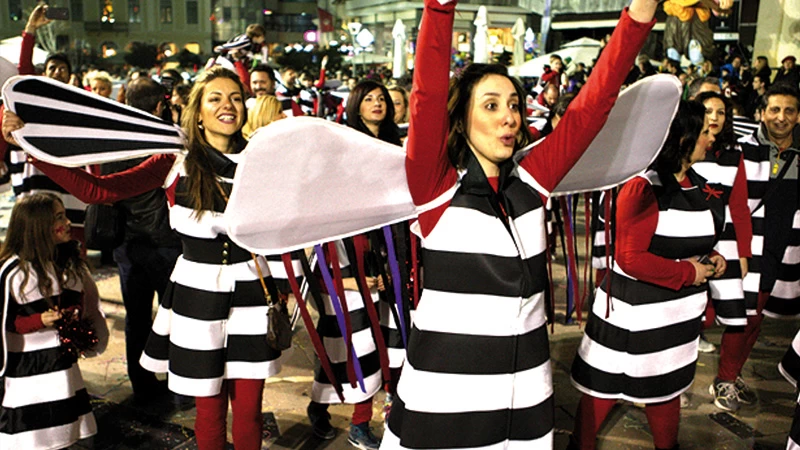 Η Πάτρα σέρνει για άλλη  μία χρονιά τον καρναβαλικό χορό