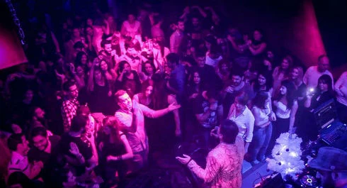 4 μασκέ για τους Trashformers