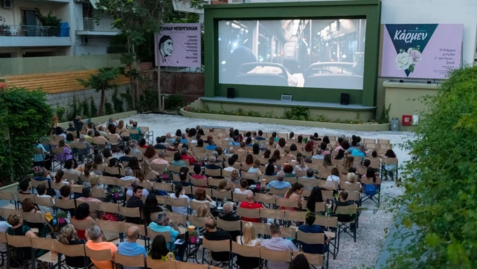 Το θρυλικό Κάρμεν άνοιξε τις πόρτες του με αποκλειστική πρεμιέρα για το THE PASS by Schweppes