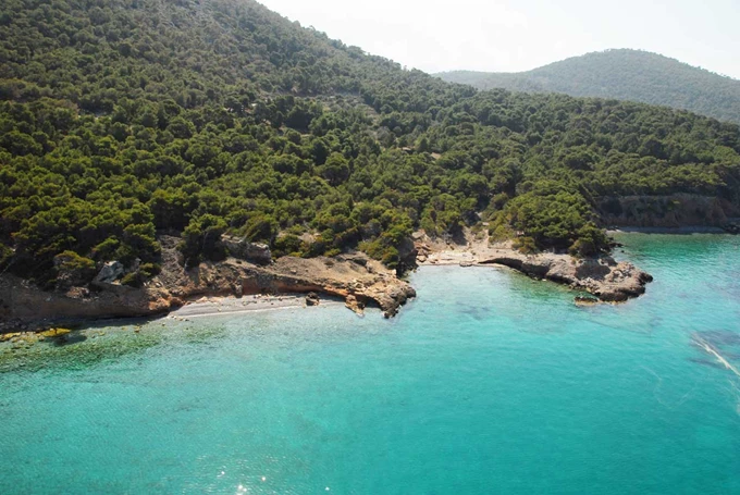 WesmimUnspoiled: Κολυμπάμε στο Αγκίστρι για καλό σκοπό