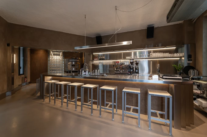 Το πίτσα-μπαρ PAF στην Πλατεία Βαρνάβα 1