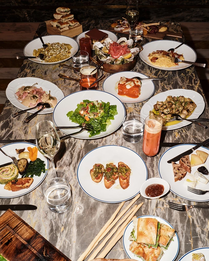 Το ιταλικό εστιατόριο Mercato του Four Seasons Astir Palace Hotel Athens 2