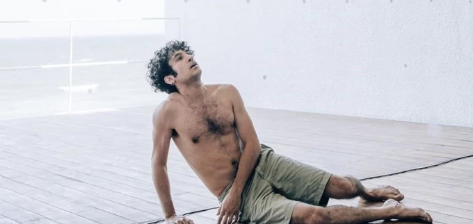 Η Κατερίνα Ευαγγελάτου στην Κίνα με performance επάνω στον