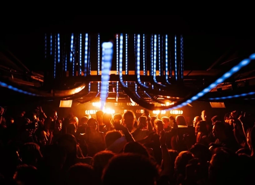 Dybbuk, η -με no photo policy- επιστροφή