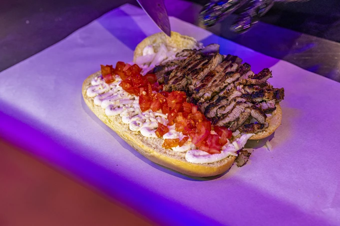 Το νέο street food 4 Στοιχεία στα Εξάρχεια 16