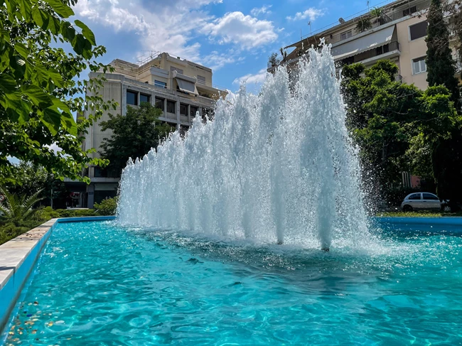 Συντριβάνι 4