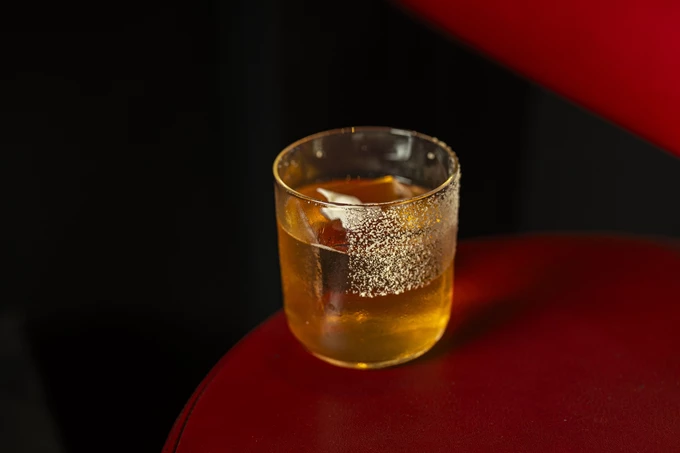 Το εστιατόριο Smoku και το Tasting Room by Smoku από τον Δημήτρη Κατριβέση στην Αθήνα 4