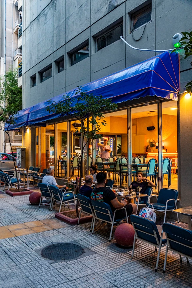 ΤΟ APOTEKA ΜΠΑΡ ΣΤΗΝ ΒΙΚΤΩΡΙΑ 9