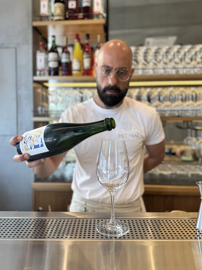 Το νέο wine bar Pet Nat στο Περιστέρι 2