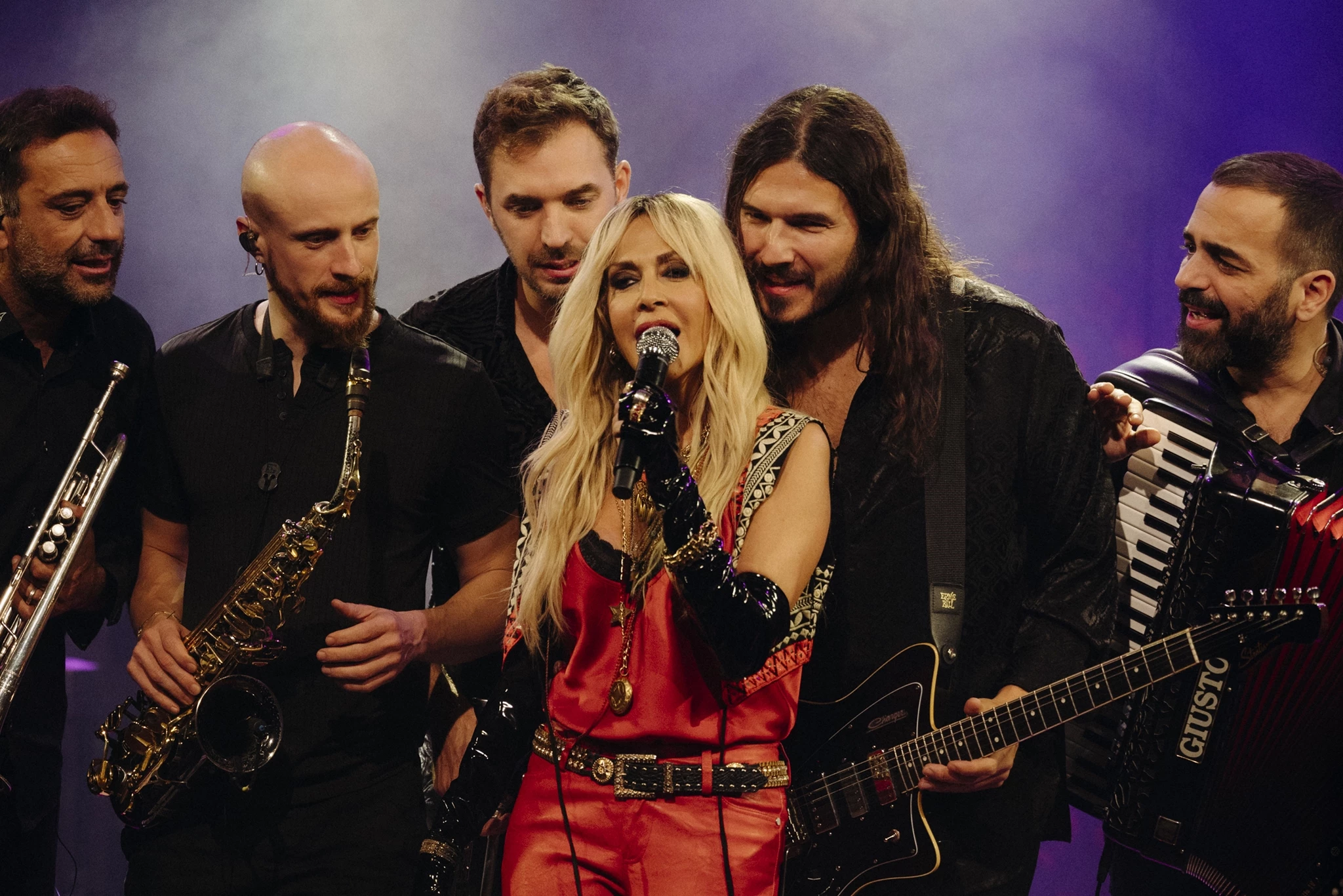 Χριστούγεννα και Πρωτοχρονιά σε πίστες και μουσικές σκηνές