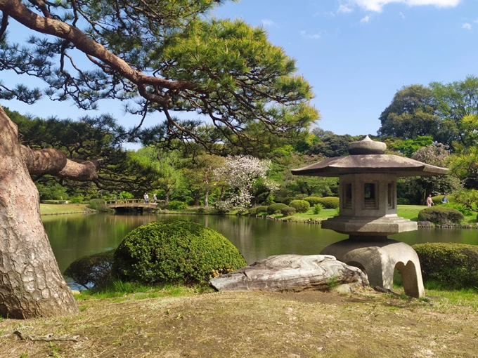 14. Η υπάλληλος σε εκπαίδευση στο Τόκιο