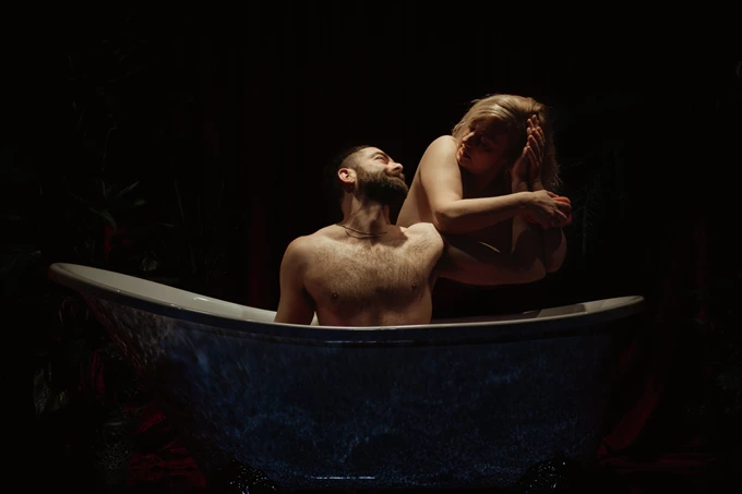 ΣΕ ΦΙΛΩ ΠΕΤΡΟΣ