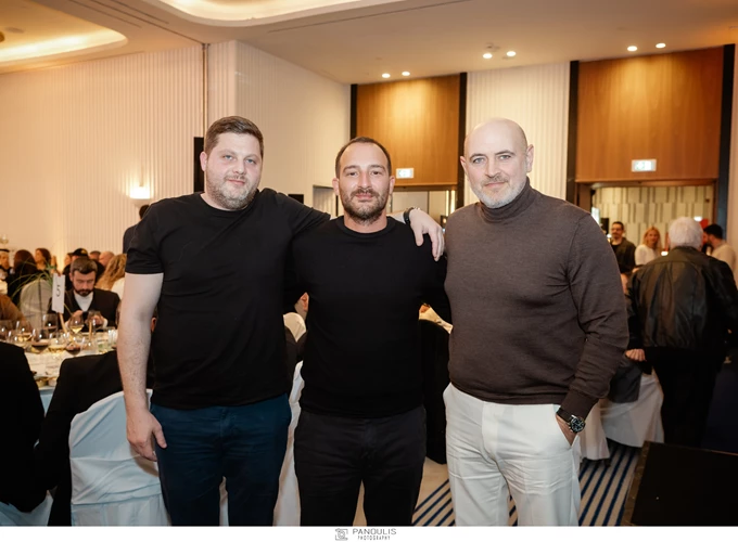 Χρυσί Σκούφοι