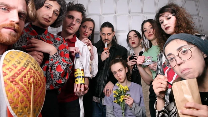 Γιαγιά, μια μέρα όλα θα πεθάνουν