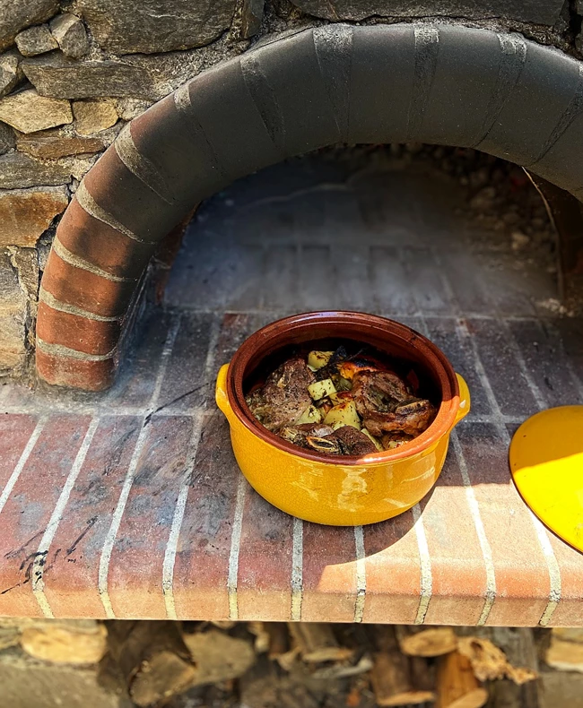 Ιουλία Πολυκρέτη Νάξος Bourdain 2