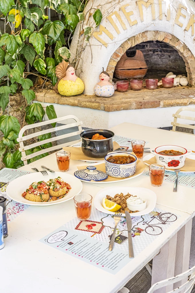Το εστιατόριο Μπεμπέκα στο Χαλάνδρι 5
