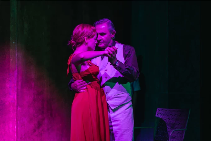 Αρωμα γυναίκας