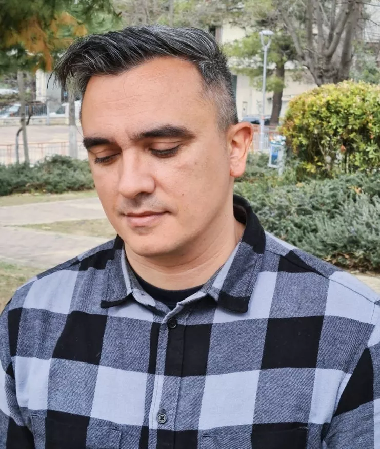 Γιάννης Νάκος