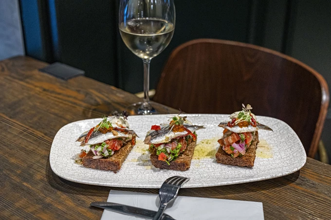 Musique All Day Resto Bar