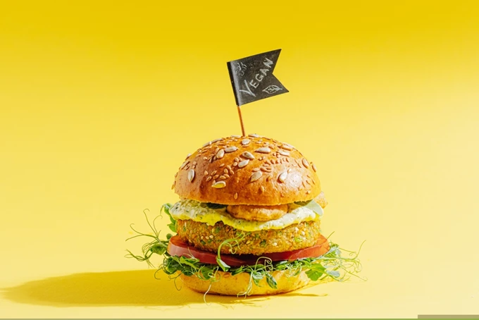 Γιατί τα vegan εστιατόρια κλείνουν ή πλέον βάζουν και κρέας στο μενού τους 11