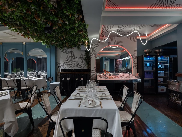 Sea You, μια νέα 'μεζερί' μόλις άνοιξε στο Κολωνάκι