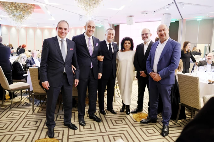 Χρυσοί Σκούφοι 2024