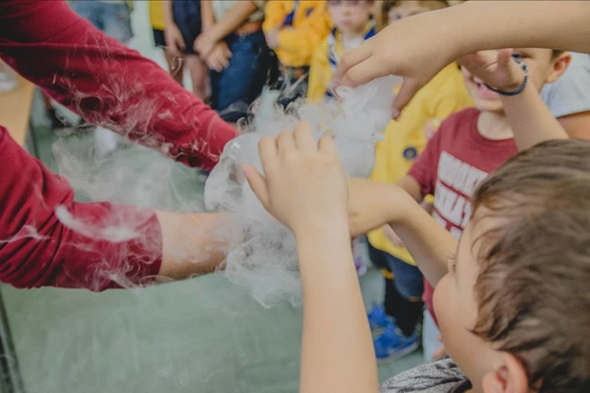 Planet Physics Κέντρο Πολιτισμού Ελληνικός Κόσμος