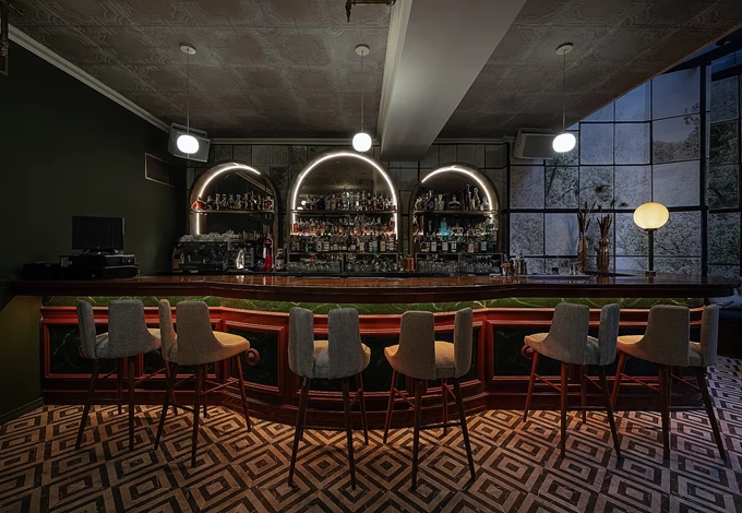 Το μπαρ 42 στο Κολωνάκι