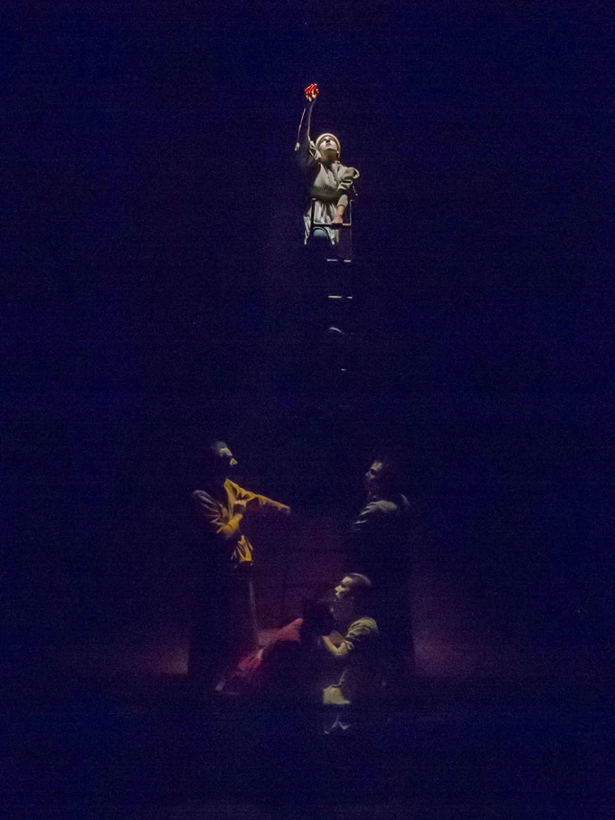 Συμπόσιο, Σφενδόνη