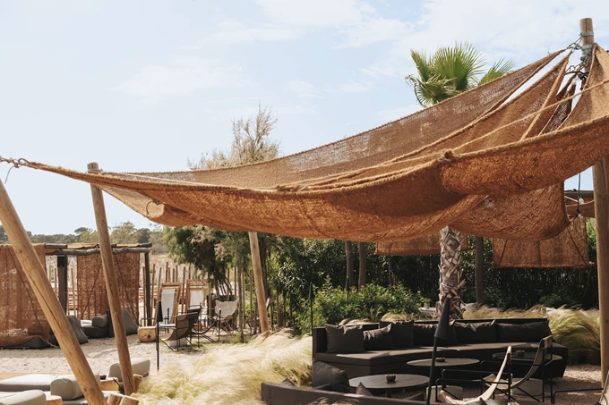 The C – Beach Restaurant