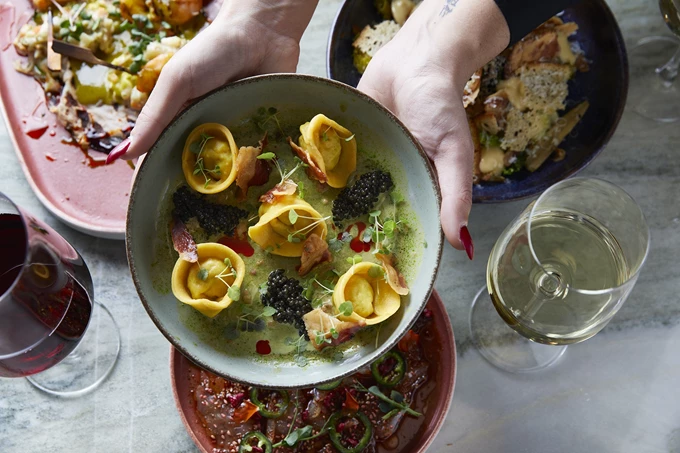 Νέο gastrobar κάνει... Suma στην Καλαμιώτου 3