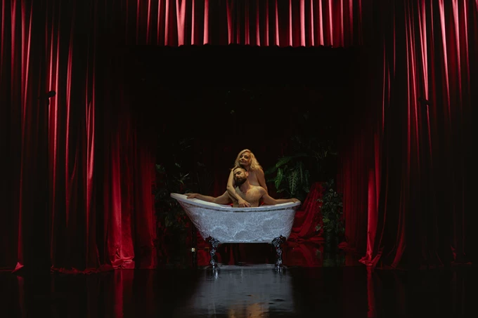 ΣΕ ΦΙΛΩ ΠΕΤΡΟΣ