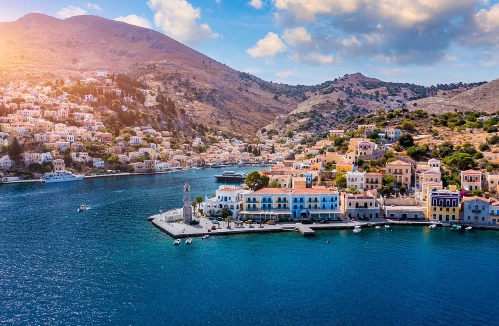 Η Σύμη είναι μουσική για τα μάτια