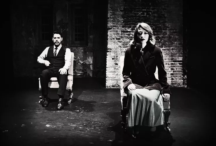 Μένγκελε όνειρο για δύο πρόσωπα σε ένα βαγόνι