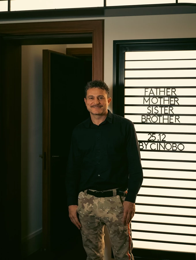 Γιώργοσ Καραμίχος