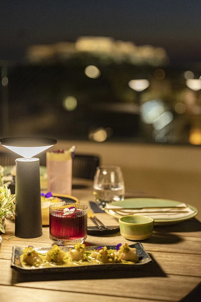 Το ιαπωνικό εστιατόριο Nyx στο ξενοδοχείο Academias 1