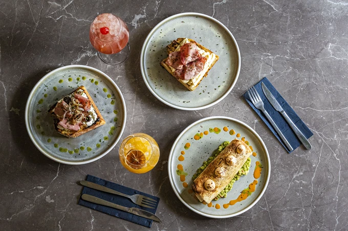 Για after office εμπειρίες στο Azimouthio 5