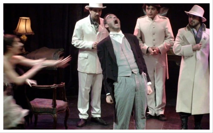 Ηλίθιος από Στάθη Λιβαθινό