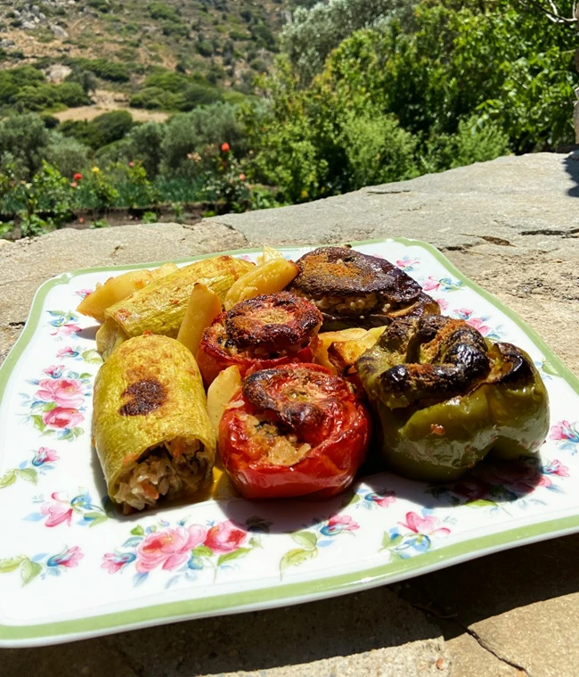 Ιουλία Πολυκρέτη Νάξος Bourdain 3