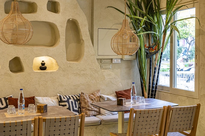 Για after office εμπειρίες στο Azimouthio