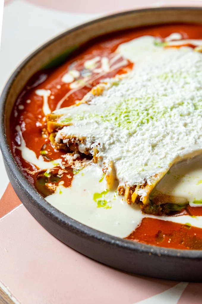 Το Yphes Eclectic Eatery 8