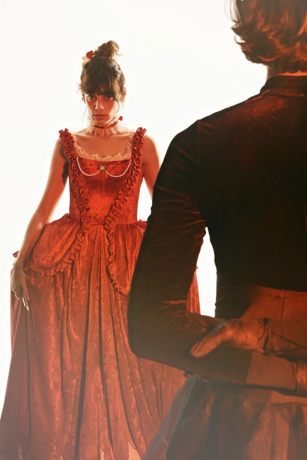 Μαρί Αντουανέτ - Savon Original: Η ασφυξία του πούπουλου όταν πέφτει