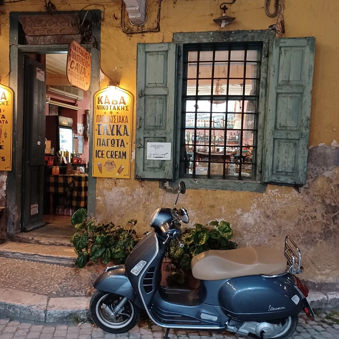 Ανοιξιάτικη φυγή στο Γαλαξίδι, το 'στεριανό νησί' της ναυτοσύνης 1