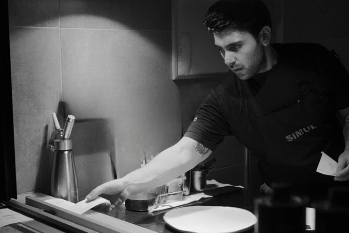 μάνος chef