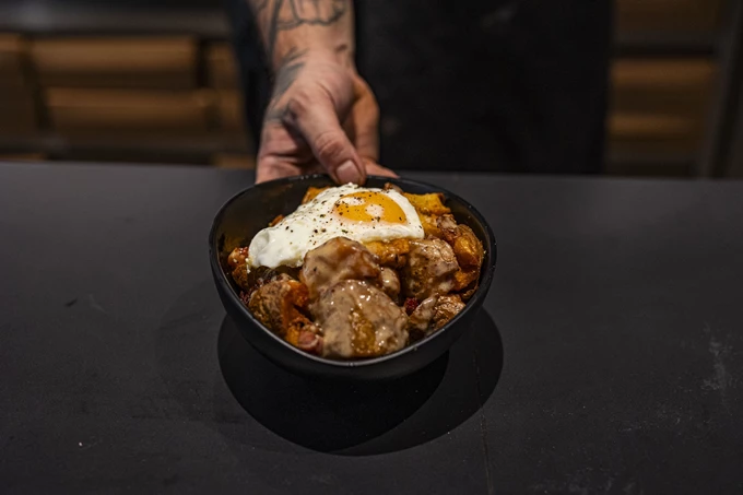 Το εστιατόριο Medouli στην Αργυρούπολη 6