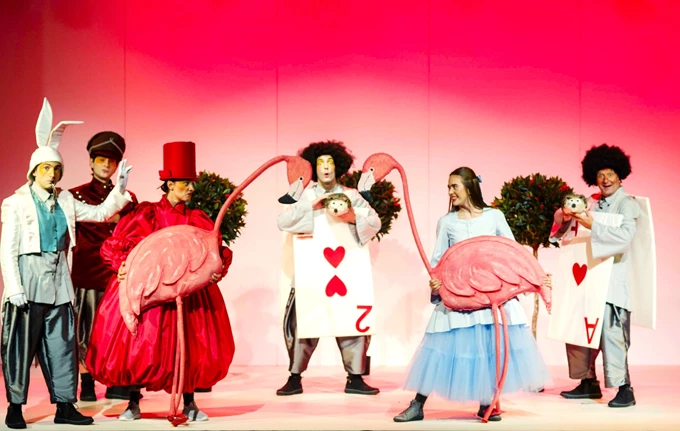 Αλίκη στη Χώρα των θαυμάτων