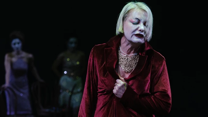 Ηλέκτρα Εντός